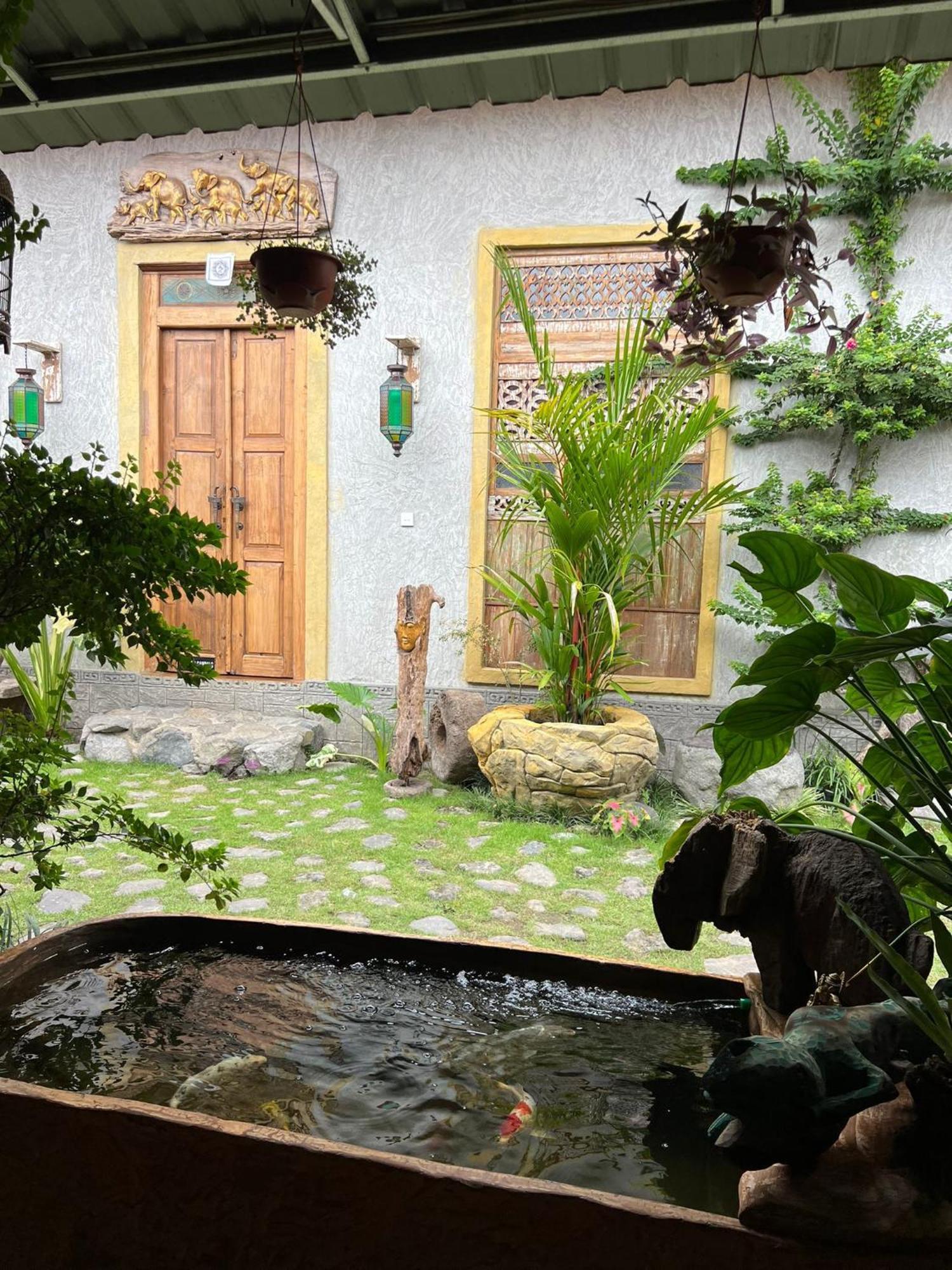 Vin Vin Hostel Ubud Kültér fotó